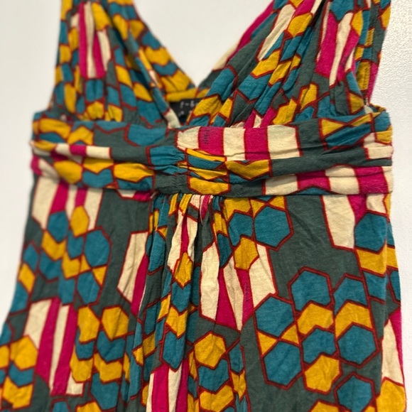 T Bag Women’s XS Colorful Abstract High Low Tank Top Braided Strap Vneck. - Picture 7 of 8